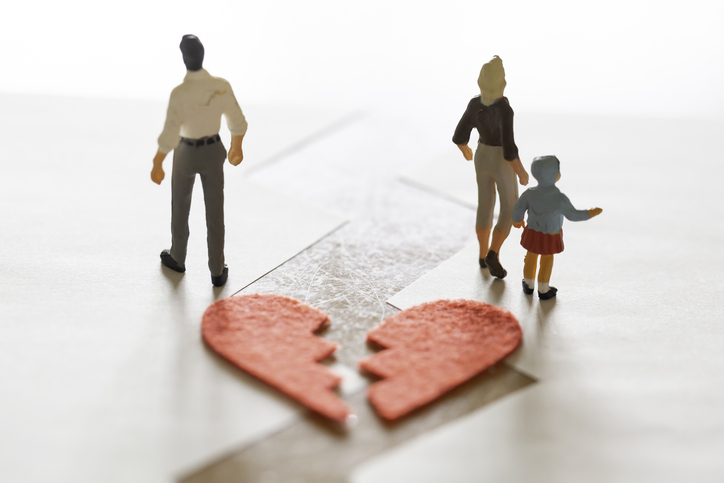 Child Custody in the United States: Legal Trends, Court Standards, and Ongoing Challenges